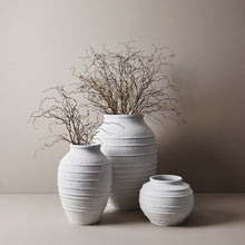 Load image into Gallery viewer, Twig Curly Willow Spray